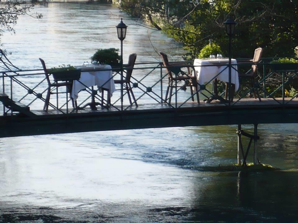 Hotel Les Terrasses De David Et Louisa LʼIsle-sur-la-Sorgue Exterior foto